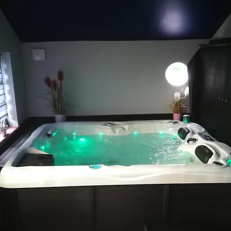 Au Repos De La Licorne 3* Gommegnies