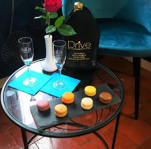 Au Repos De La Licorne 3* Gommegnies